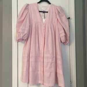 Oversized puff sleeve dress